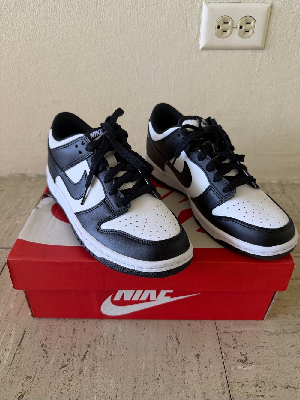 Nike Dunk Low ‘Pandas’ White/Black
